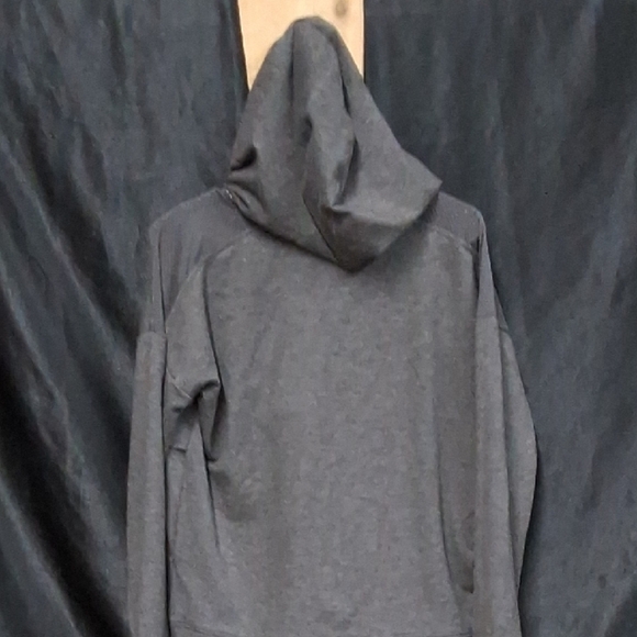 Under Armour Charcoal Pullover Hoodie - Picture 12 of 12